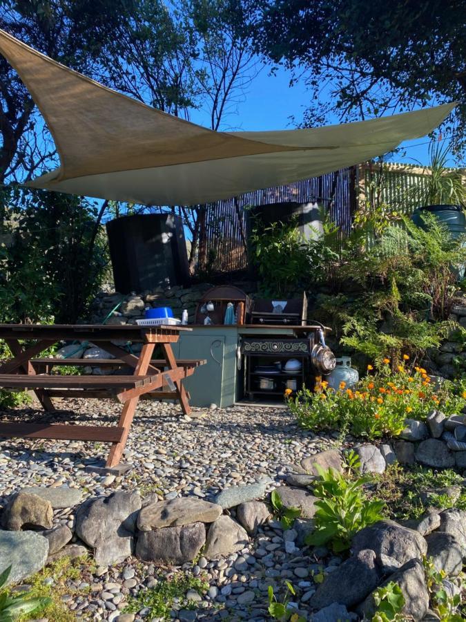 Omarama Oasis - Permaculture Glamping Hotell Pohara Eksteriør bilde
