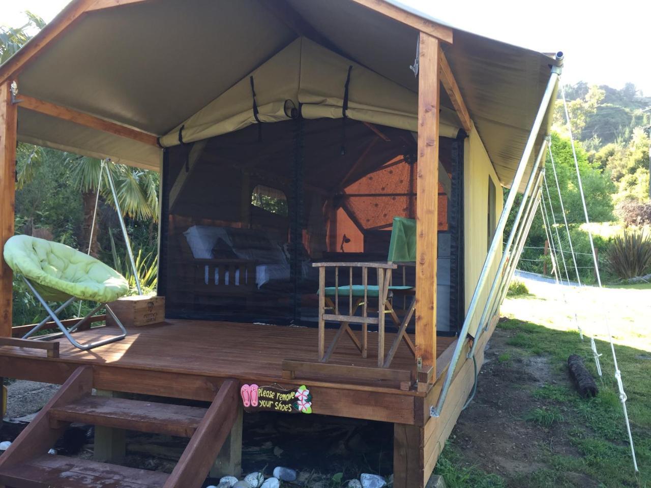 Omarama Oasis - Permaculture Glamping Hotell Pohara Eksteriør bilde