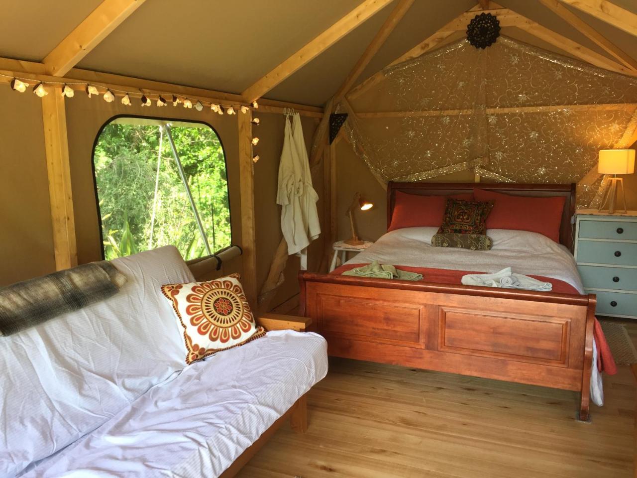 Omarama Oasis - Permaculture Glamping Hotell Pohara Eksteriør bilde