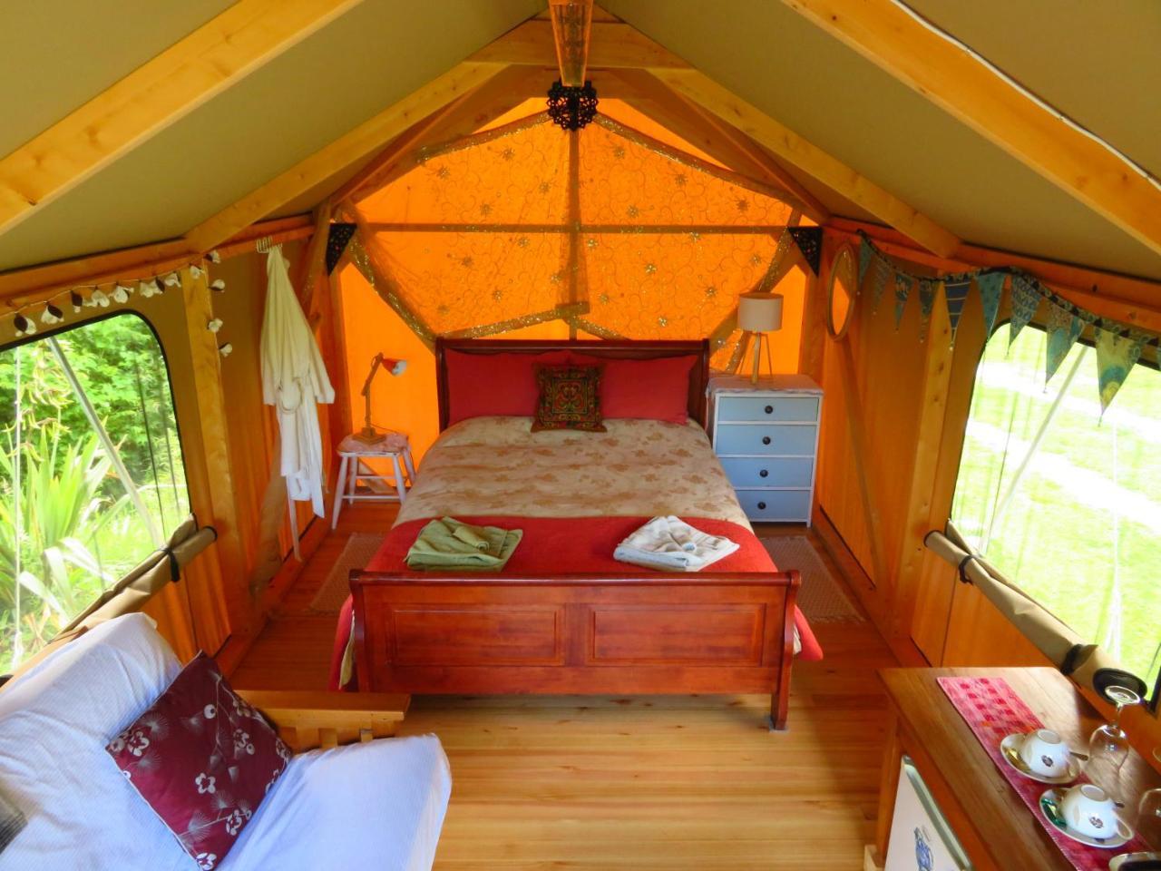 Omarama Oasis - Permaculture Glamping Hotell Pohara Eksteriør bilde