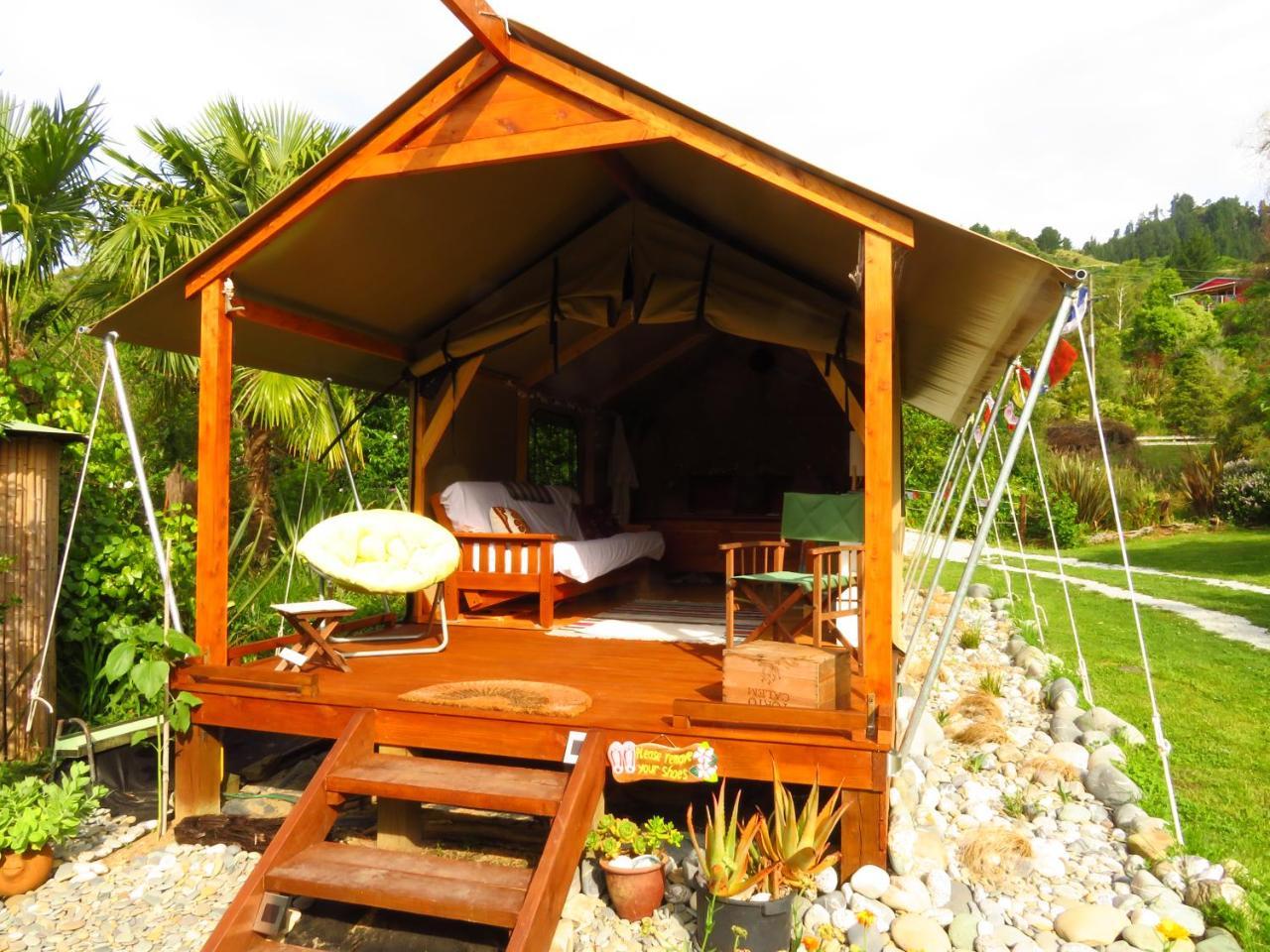 Omarama Oasis - Permaculture Glamping Hotell Pohara Eksteriør bilde