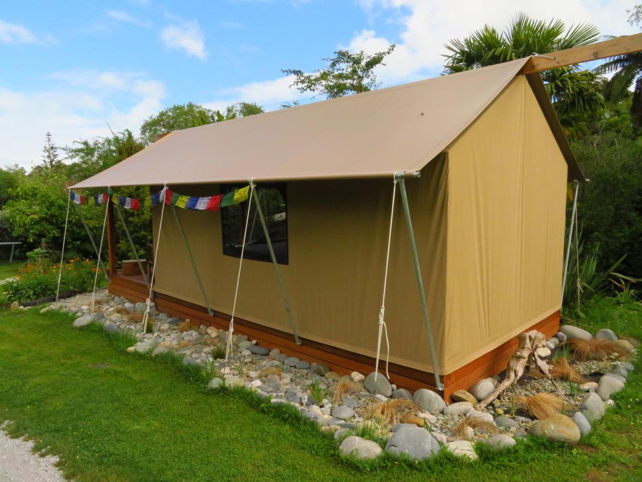 Omarama Oasis - Permaculture Glamping Hotell Pohara Eksteriør bilde