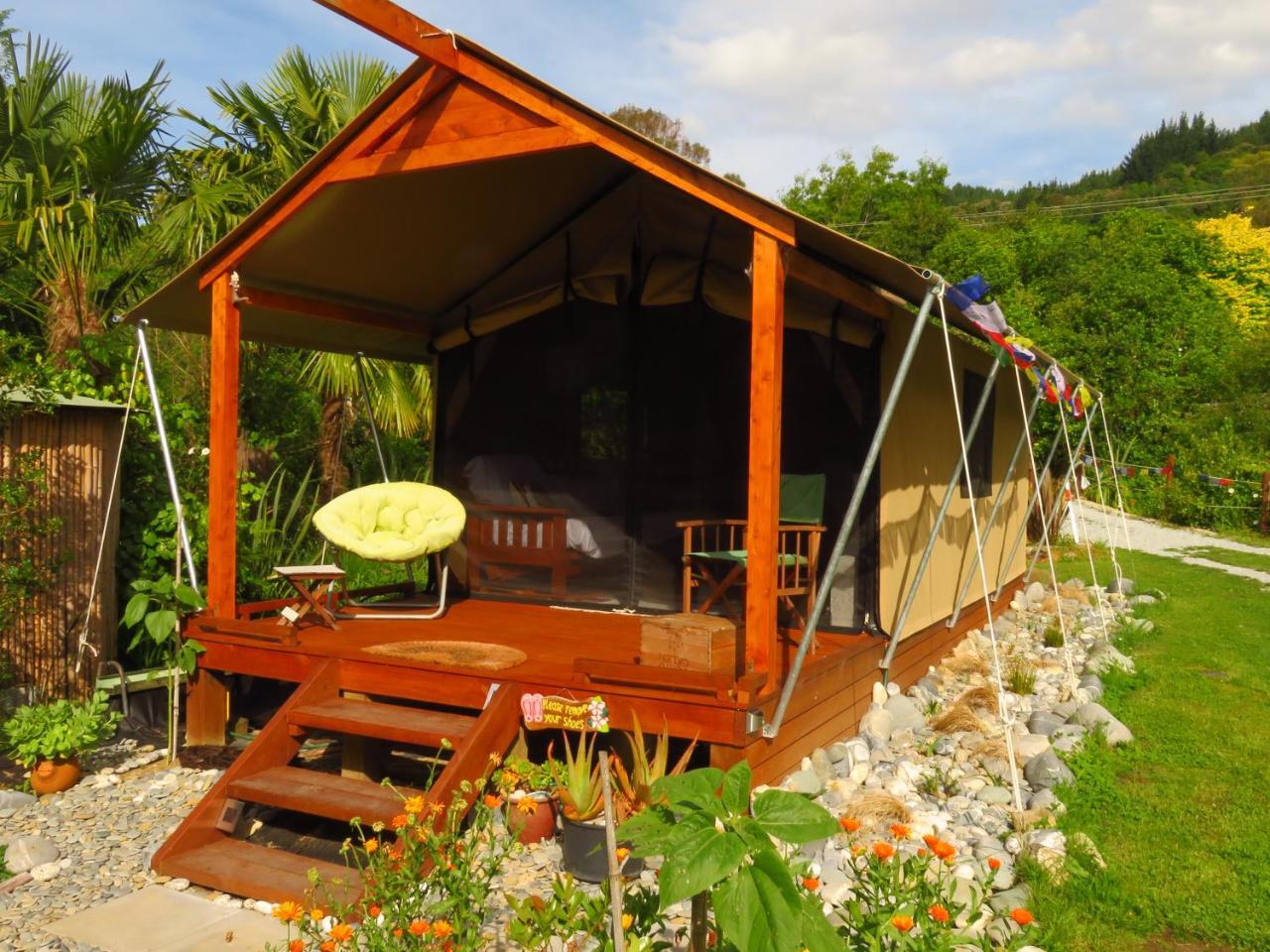 Omarama Oasis - Permaculture Glamping Hotell Pohara Eksteriør bilde