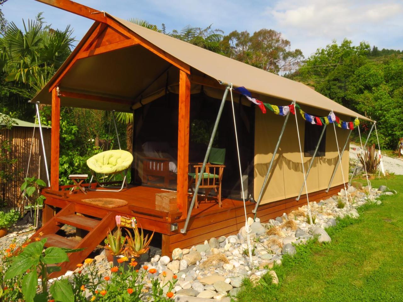 Omarama Oasis - Permaculture Glamping Hotell Pohara Eksteriør bilde
